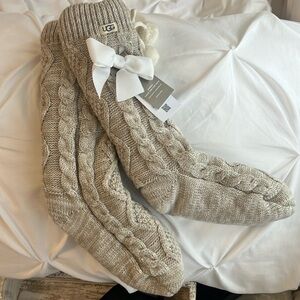 Brand New Ugg Women’s Fleece Lined Cozy Socks